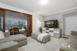 16 Kayannie St, Parkinson QLD 4115, Australia