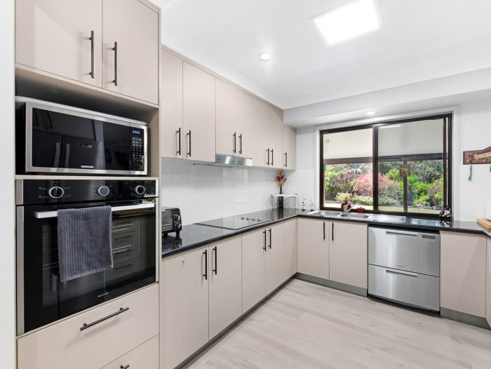 7 Stocks Rd, Dundowran Beach QLD 4655, Australia
