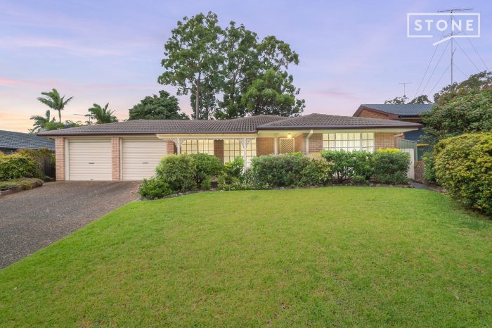 21 Lindeman Cl, Eleebana NSW 2282, Australia