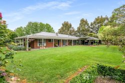 273 River Rd, Tarrawingee VIC 3678, Australia