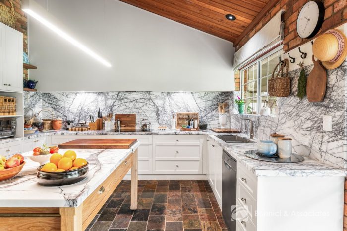 273 River Rd, Tarrawingee VIC 3678, Australia
