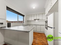 Unit 22/2 Ruby St, Gorokan NSW 2263, Australia