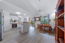 3 Sandpiper Cres, Jubilee Pocket QLD 4802, Australia