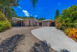 3 Sandpiper Cres, Jubilee Pocket QLD 4802, Australia