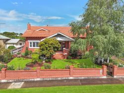 7 Shakespeare St, Hamilton VIC 3300, Australia