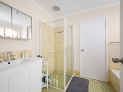 4 Shotover Pl, South Kalgoorlie WA 6430, Australia