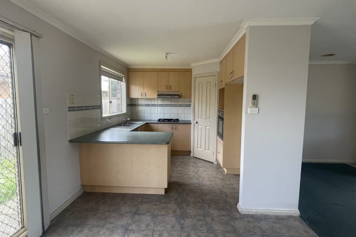 Unit 3/5 Smith St, Reservoir VIC 3073, Australia