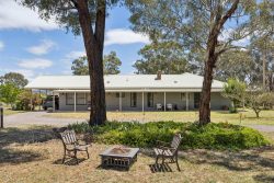 100 Swamp Road, Murringo Via, Young, NSW 2594, Australia