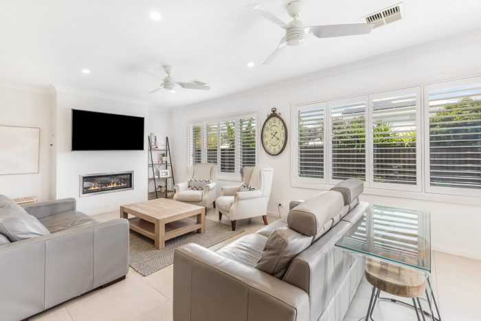 13 Torquay St, Greenhills Beach NSW 2230, Australia