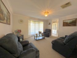 21 Trafalgar St, Young NSW 2594, Australia