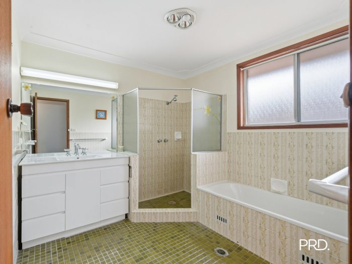 28 Treetops Ave, South Penrith NSW 2750, Australia