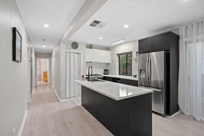 7 Wakefield Ave, Morphett Vale SA 5162, Australia