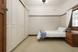 32 Warburton Parade, Earlwood NSW 2206, Australia