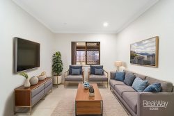 31 Basil St, Springfield Lakes QLD 4300, Australia