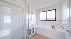 34 William Farrer Dr, Dubbo NSW 2830, Australia