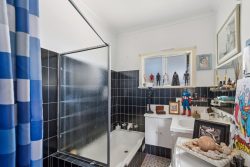 Unit 1/24A McKenzie Ave, Wollongong NSW 2500, Australia