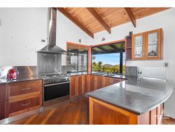 20 Sleipner St, Mount Archer QLD 4701, Australia