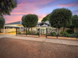 51 Addis St, Lamington WA 6430, Australia