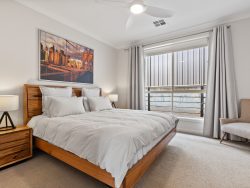 12 Beachport Rd, Seaford Rise SA 5169, Australia