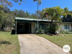 7 Benowa Ct, Boyne Island QLD 4680, Australia