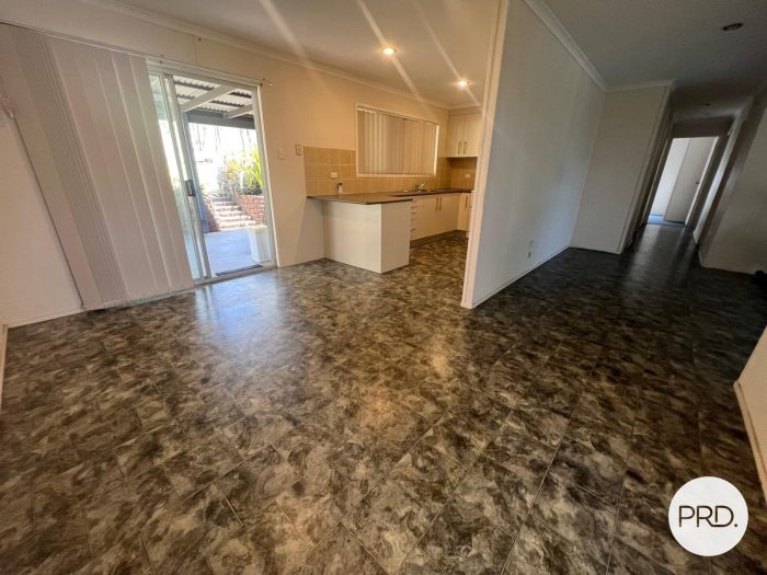 7 Benowa Ct, Boyne Island QLD 4680, Australia