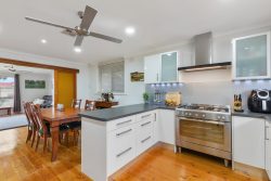 15 Brian Terrace, Morphett Vale SA 5162, Australia