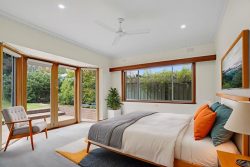 36 Clarke St, Hamilton VIC 3300, Australia