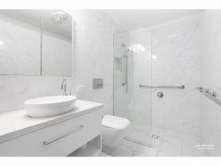 40 King St, The Range QLD 4700, Australia