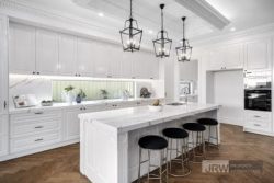 8 Clivejay St, Glen Waverley VIC 3150, Australia