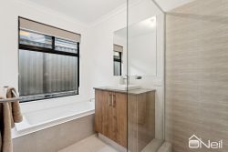 22 Cordite Cir, Byford WA 6122, Australia