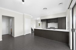 12 Cricketers Ave, Penrith NSW 2750, Australia