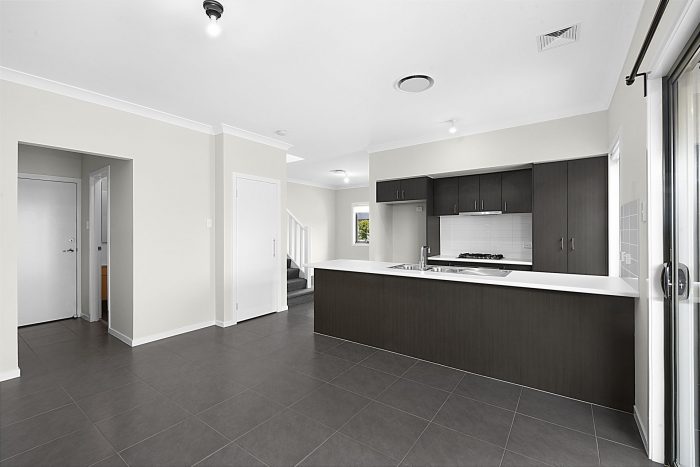 12 Cricketers Ave, Penrith NSW 2750, Australia