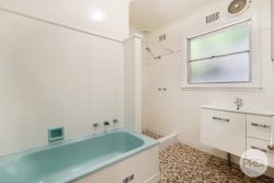 35 Croydon Ave, South Tamworth NSW 2340, Australia