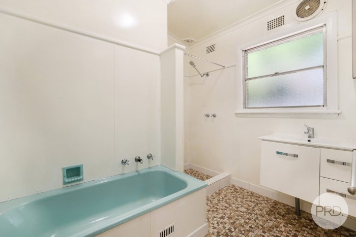 35 Croydon Ave, South Tamworth NSW 2340, Australia