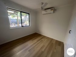 12 Curtis Ave, Boyne Island QLD 4680, Australia