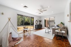 52 Darby St, Kaleen ACT 2617, Australia