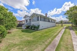 22 Denham St, Stanthorpe QLD 4380, Australia