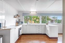 22 Denham St, Stanthorpe QLD 4380, Australia