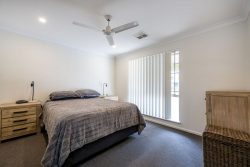 56 Clarke St, Burekup WA 6227, Australia