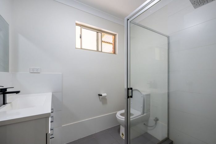 56 Clarke St, Burekup WA 6227, Australia