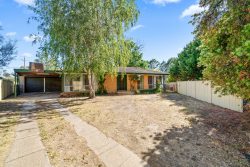 11 East Pl, Kambah ACT 2902, Australia