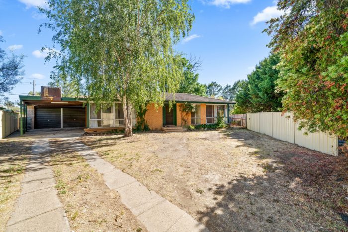 11 East Pl, Kambah ACT 2902, Australia