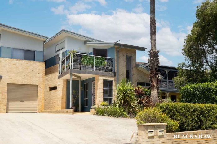 Unit 2/13 Edward Rd, Batehaven NSW 2536, Australia