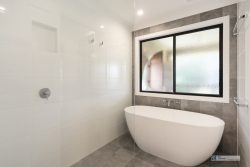 43 Skyline Dr, Tweed Heads West NSW 2485, Australia