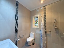 25 Elizabeth St, Young NSW 2594, Australia
