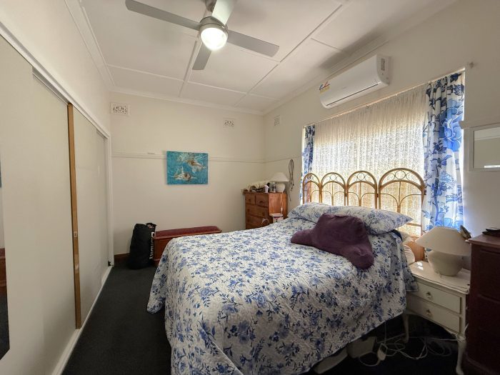 25 Elizabeth St, Young NSW 2594, Australia