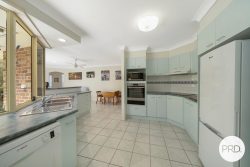 8 Ellerslie Cres, Lakewood NSW 2443, Australia