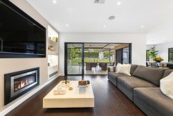 9 Epacris Ave, Forestville NSW 2087, Australia