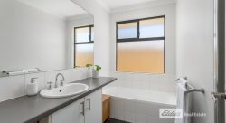 5 Epidote Loop, Dalyellup WA 6230, Australia