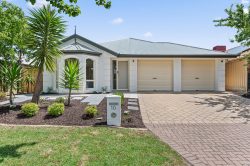 10 Flag St, Seaford Meadows SA 5169, Australia